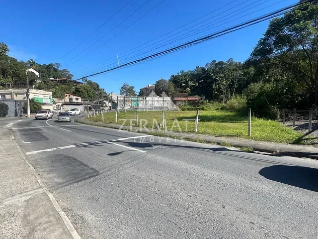 Terreno com 2314m², para alugar, no bairro Itoupava Norte em Blumenau