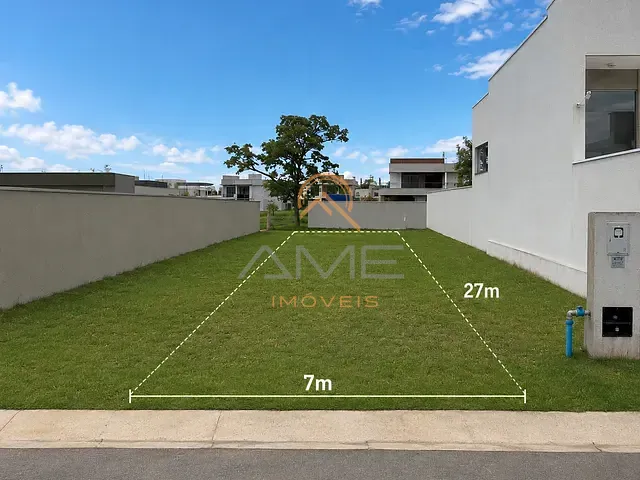 Terreno com 189m², à venda, no bairro Três Vendas em Pelotas
