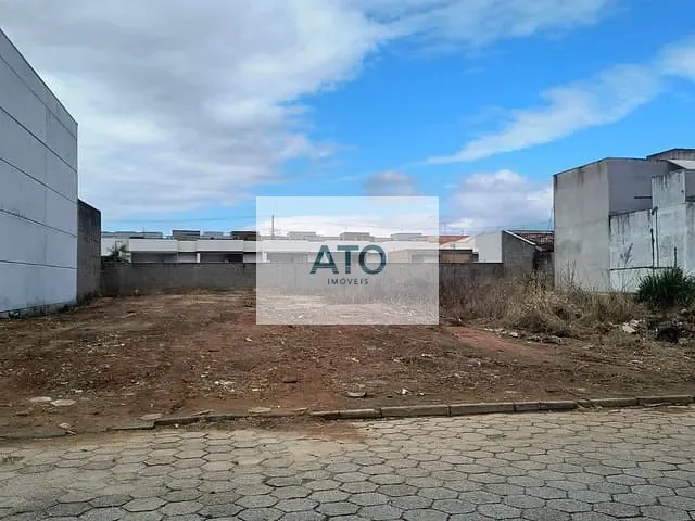 Terreno com 375m², à venda, no bairro TERRA NOVA em Tijucas