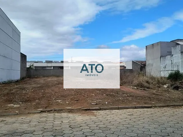 Terreno com 375m², à venda, no bairro TERRA NOVA em Tijucas