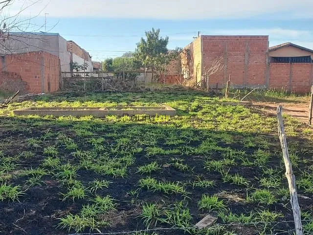 Terreno com 360m², à venda, no bairro Parque Industrial Manchester em Bauru