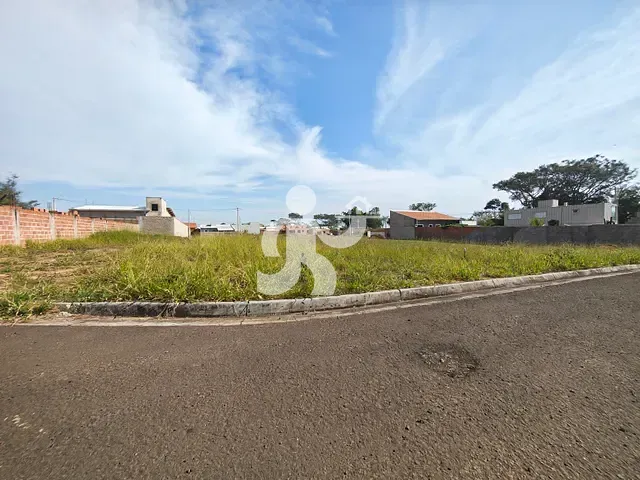Terreno com 315m², à venda, no bairro Vila Califórnia em Águas de São Pedro