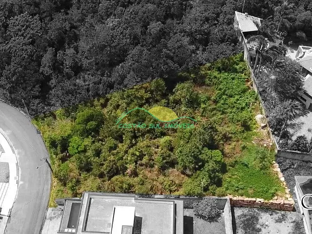 Terreno com 1676m², à venda, no bairro João Paulo em Florianópolis