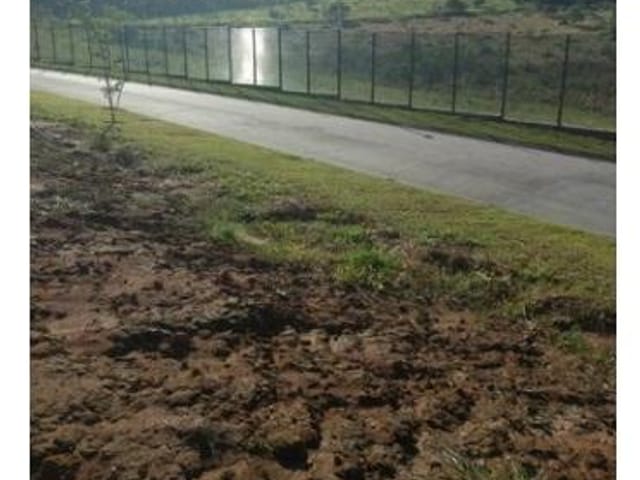 Terreno com 614m², à venda, no bairro Colinas do Paratehy em São José dos Campos