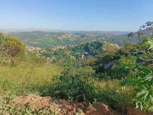 Terreno com 200m², à venda, no bairro Vila São José em Sabará