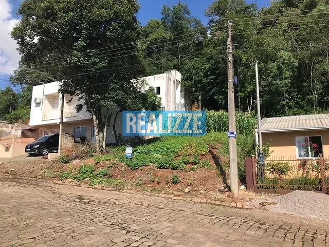 Terreno com 300m², à venda, no bairro Fernandes em Marau