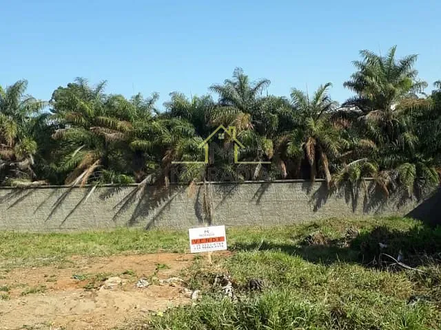 Terreno com 296m², à venda, no bairro Vila Campanha em Guaxupé