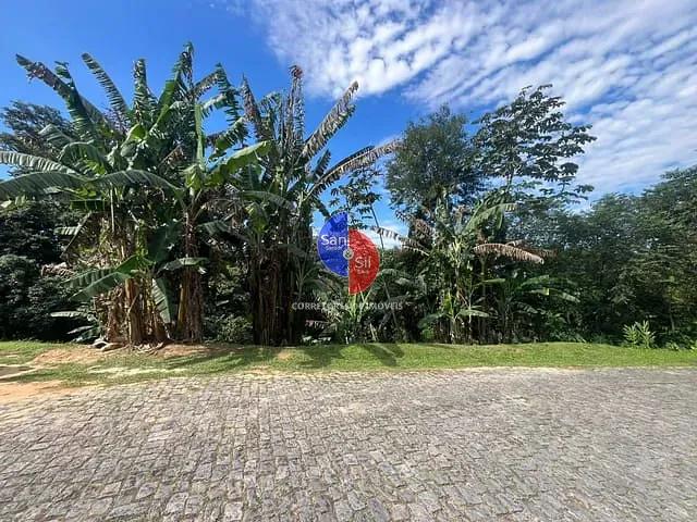 Terreno com 645m², à venda, no bairro Iconha em Guapimirim