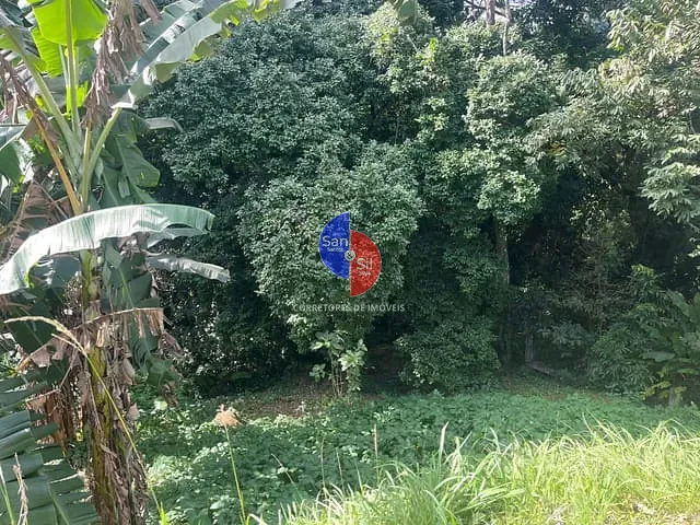 Terreno com 645m², à venda, no bairro Iconha em Guapimirim