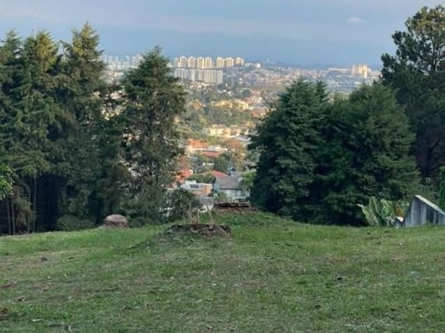 Terreno com 1450m², à venda, no bairro Alphaville em Santana de Parnaíba