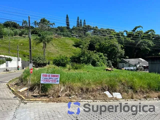 Terreno com 380m², à venda, no bairro Areias em Camboriú
