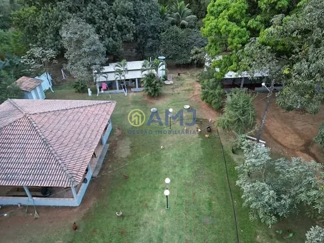 Terreno com 21010m², à venda, no bairro Chácara São Pedro em Aparecida de Goiânia