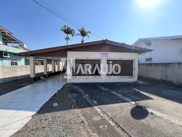 Terreno com 364m², à venda, no bairro Cordeiros em Itajaí