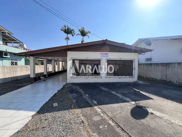Terreno com 364m², à venda, no bairro Cordeiros em Itajaí