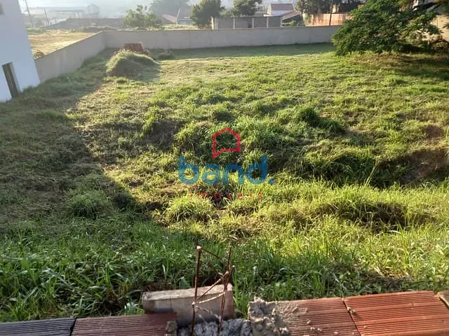 Terreno com 1500m², à venda, no bairro Jardim Araritaguaba em Porto Feliz