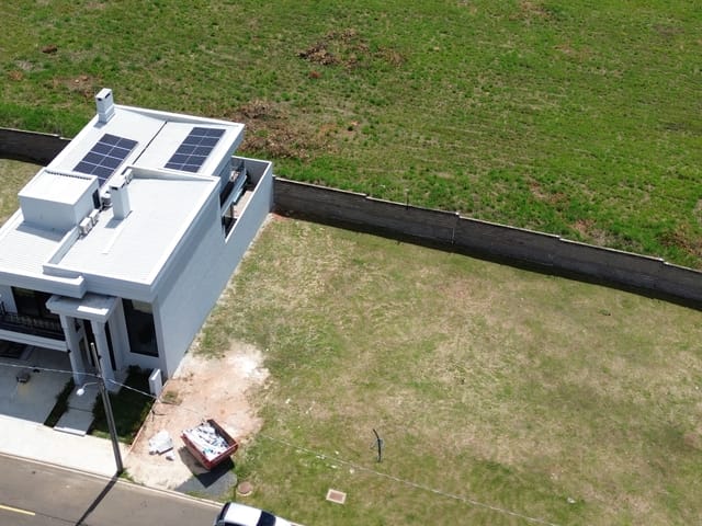 Terreno com 285m², à venda, no bairro Cará-cará em Ponta Grossa