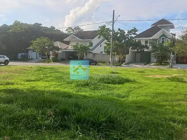 Terreno com 482m², à venda, no bairro Urbanova em Não informado