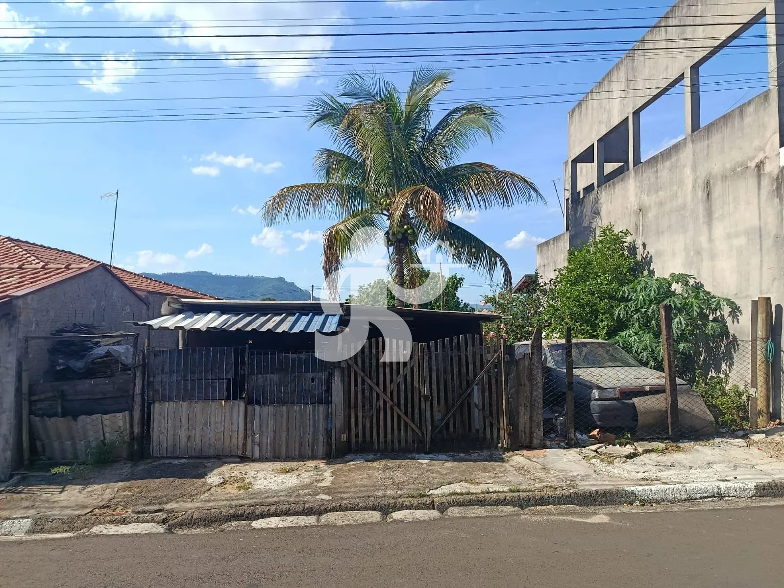 Terreno, 200 m² - Foto 1