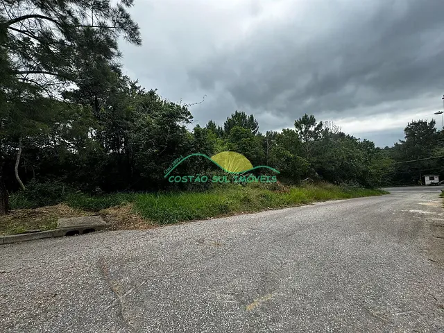 Terreno com 1910m², à venda, no bairro João Paulo em Florianópolis