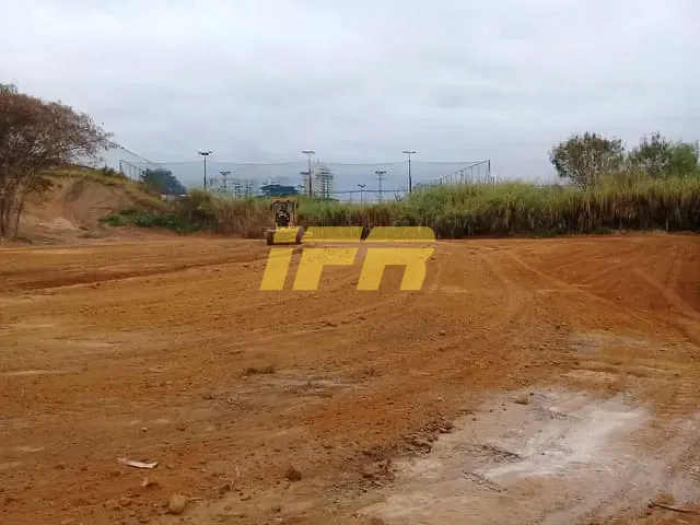 Terreno com 3000m², à venda, no bairro Vila Edmundo em Taubaté