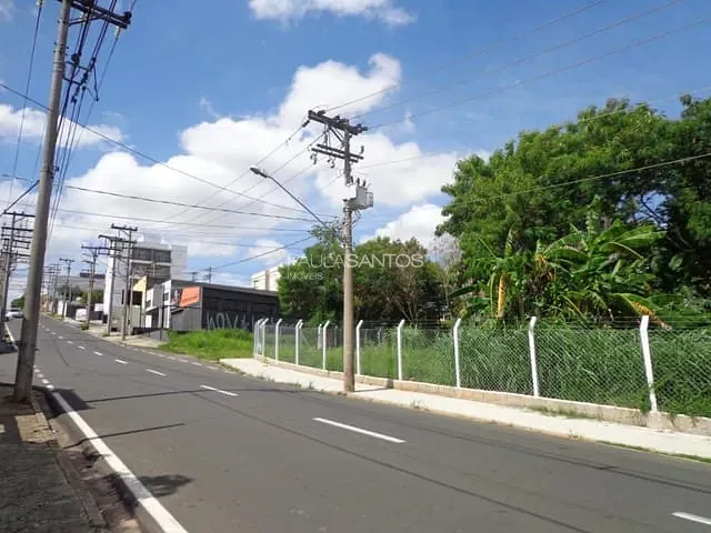Terreno com 900m², à venda, no bairro Jardim Vera Cruz em Sorocaba
