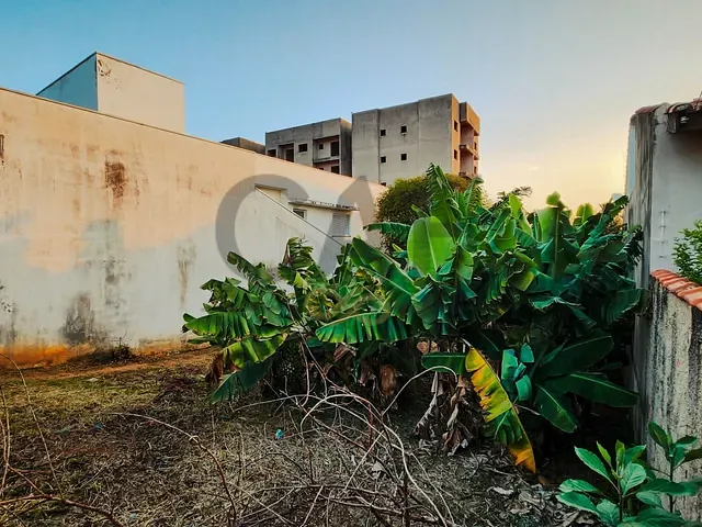 Terreno com 250m², à venda, no bairro Jardim Sônia em Jaguariúna