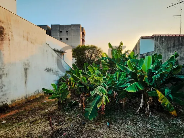 Terreno com 250m², à venda, no bairro Jardim Sônia em Jaguariúna
