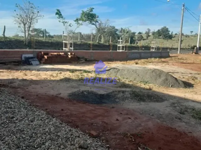 Terreno com 535m², à venda, no bairro (Rubião Junior) em Botucatu