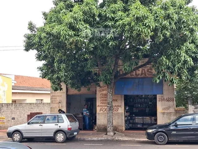 Terreno com 833m², à venda, no bairro Centro em Cambé