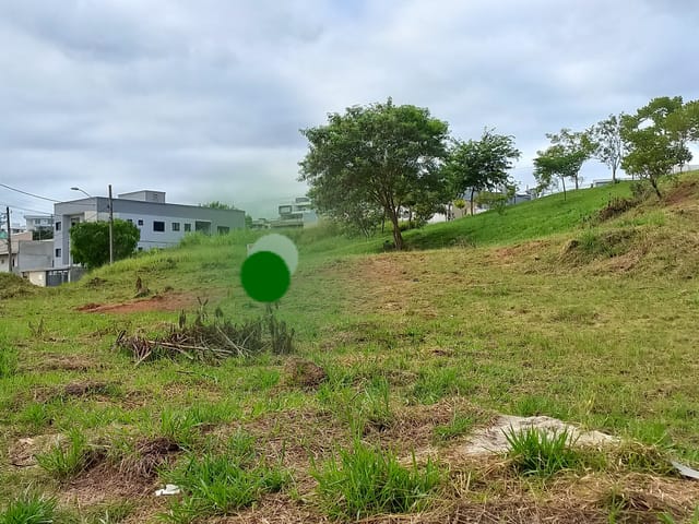Terreno com 615m², à venda, no bairro Jardim Bela Vista em Guaratinguetá