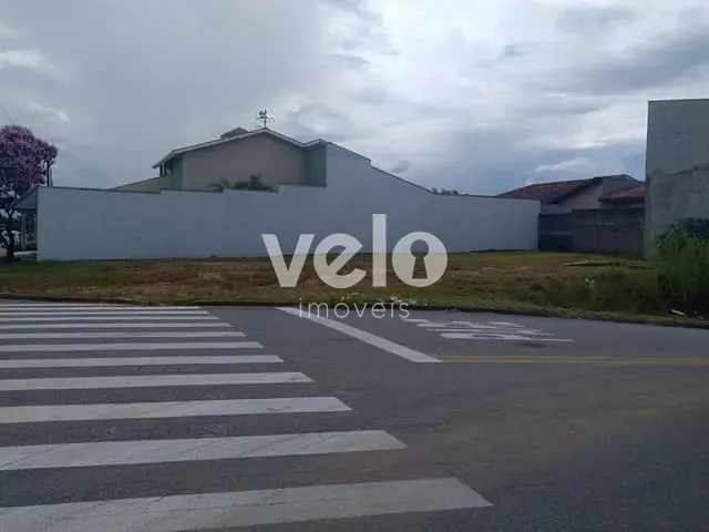 Terreno com 430m², à venda, no bairro Piracangaguá em Taubaté
