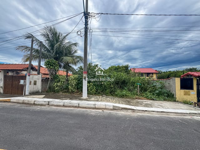 Terreno com 414m², à venda, no bairro Jardim Atlântico Leste (Itaipuaçu) em Maricá
