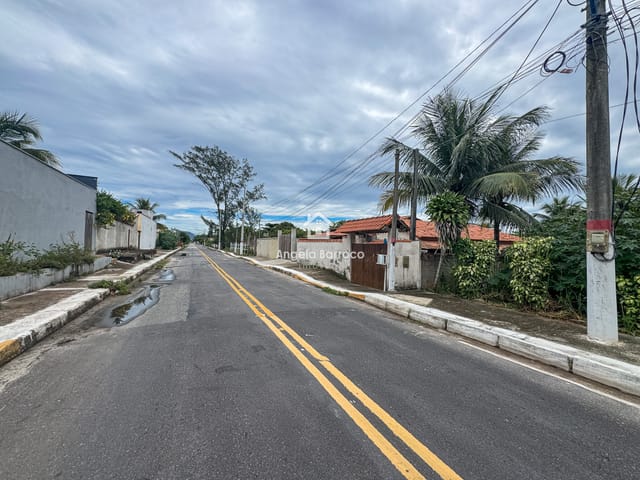 Terreno com 414m², à venda, no bairro Jardim Atlântico Leste (Itaipuaçu) em Maricá