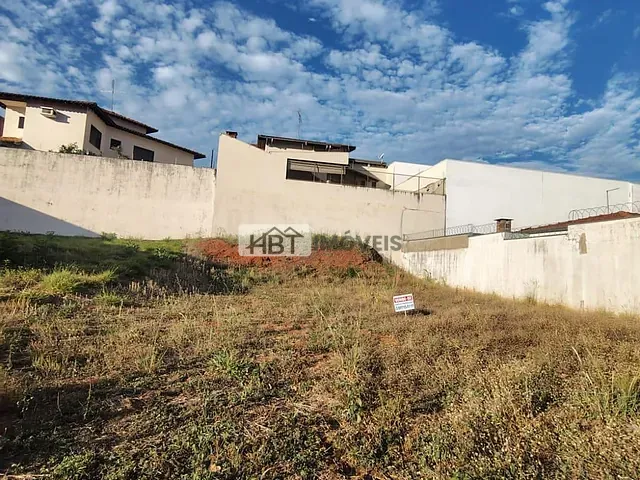Terreno com 408m², à venda, no bairro Jardim Estoril III em Bauru
