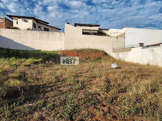 Terreno com 408m², à venda, no bairro Jardim Estoril III em Bauru