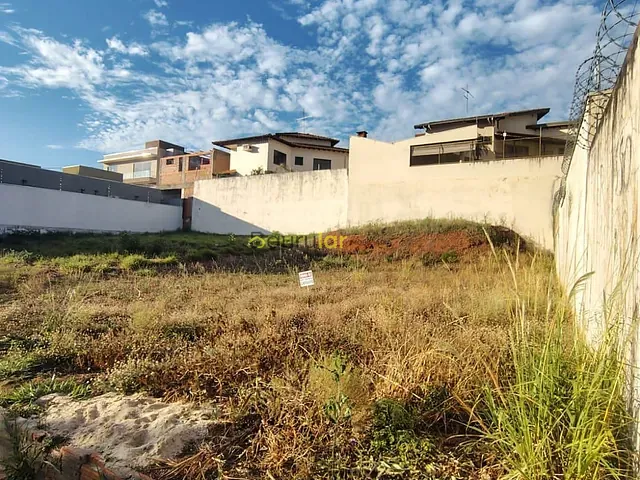 Terreno com 408m², à venda, no bairro Jardim Estoril III em Bauru