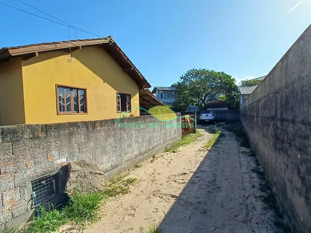 Terreno com 360m², à venda, no bairro Campeche em Florianópolis
