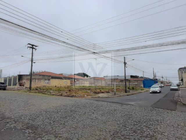 Terreno com 660m², à venda, no bairro Nova Rússia em Ponta Grossa