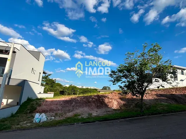 Terreno com 300m², à venda, no bairro Jardim Celeste em Jundiaí