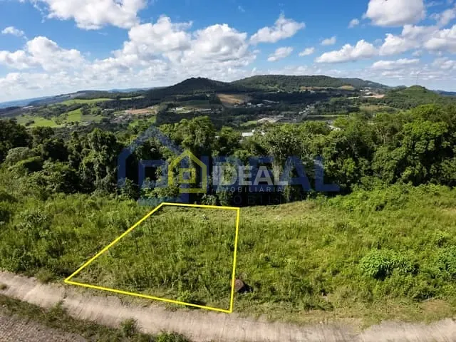Terreno com 360m², à venda, no bairro São Cristóvão em Concórdia