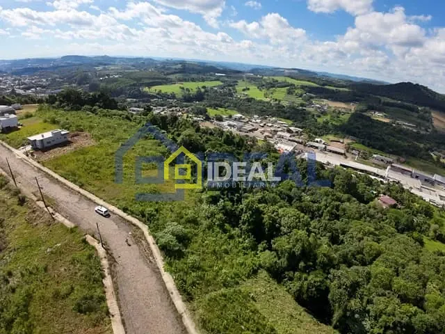 Terreno com 360m², à venda, no bairro São Cristóvão em Concórdia