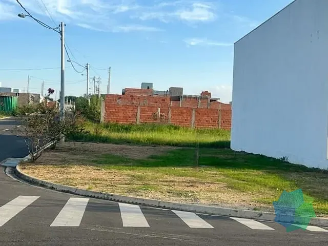 Terreno com 175m², à venda, no bairro Loteamento Terras de São Pedro e São Paulo em Salto