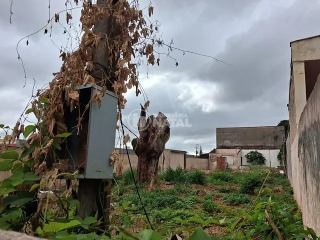 Terreno com 400m², à venda, no bairro Jardim Agari em Londrina