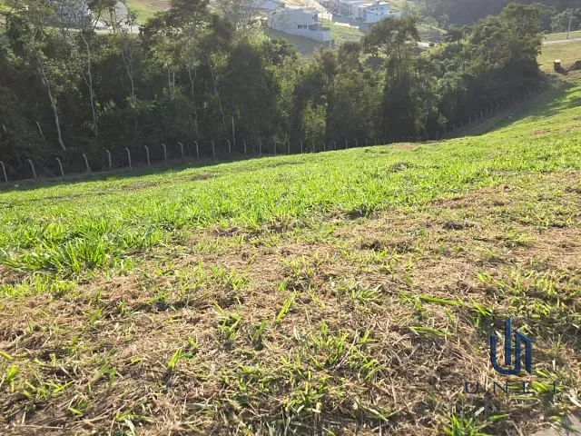 Terreno com 282m², à venda, no bairro Casa de Pedra em Volta Redonda