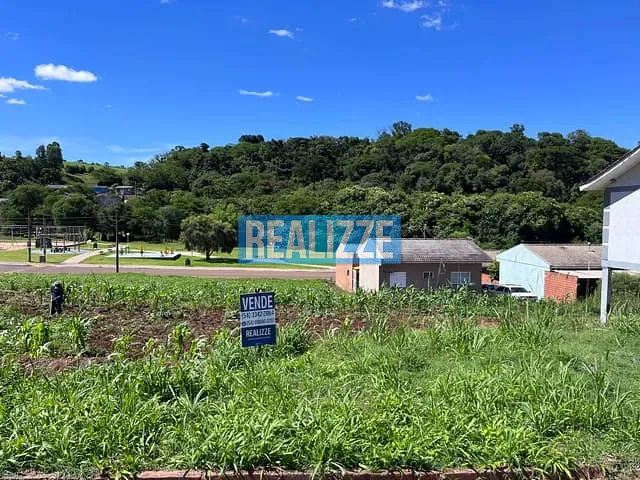 Terreno com 316m², à venda, no bairro Loteamento De Rocco em Marau