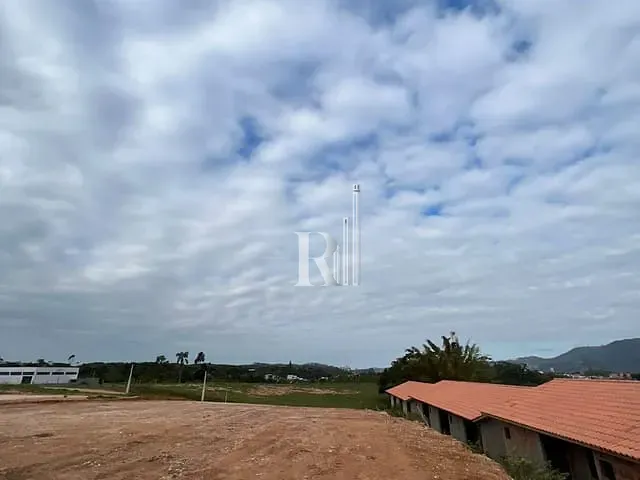Terreno com 1144m², à venda, no bairro Areião em Canelinha