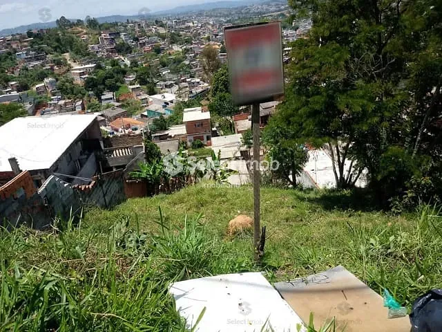 Terreno com 250m², à venda, no bairro Jardim Vassouras II em Francisco Morato