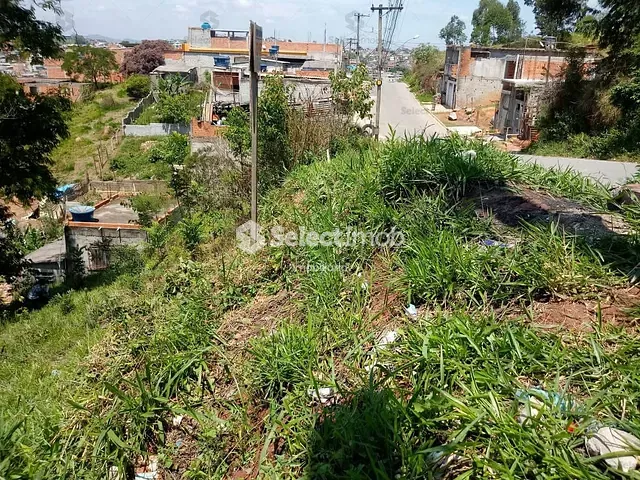 Terreno com 250m², à venda, no bairro Jardim Vassouras II em Francisco Morato