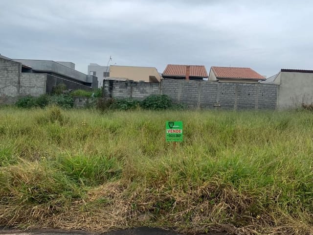 Terreno com 300m², à venda, no bairro Loteamento Sierra em Extrema