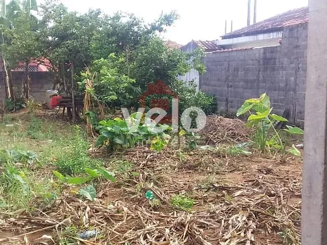 Terreno com 250m², à venda, no bairro Piracangaguá em Taubaté